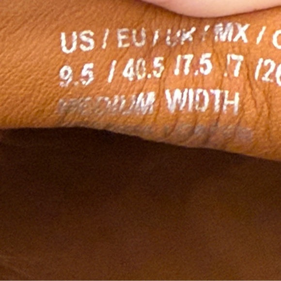 Gentle Souls by Kenneth Cole Brenda Lug Loafer Bordeaux Burgundy 9.5 NIB - Picture 9 of 11